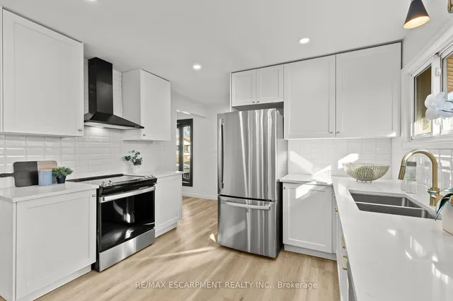 Additional image 16 of 20 Burfield Ave