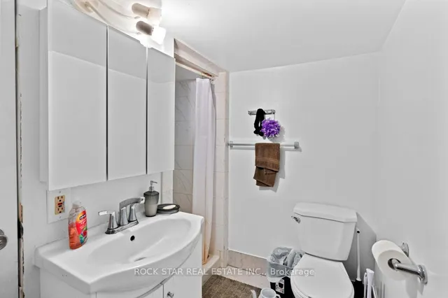 Additional image 28 of 33 Cline Ave