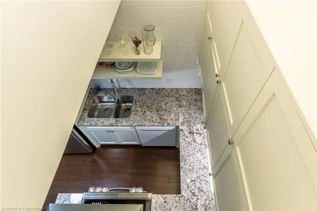 Additional image 37 of 50 Main St Unit 405