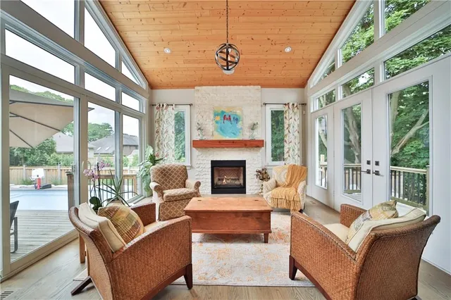 Additional image 30 of 298 SHOREVIEW Rd