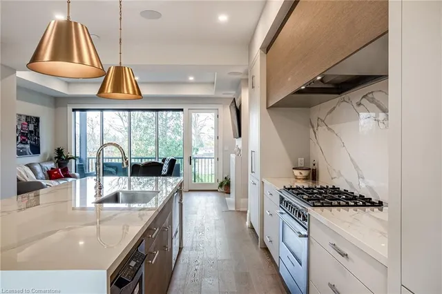 Additional image 21 of 11 Church St