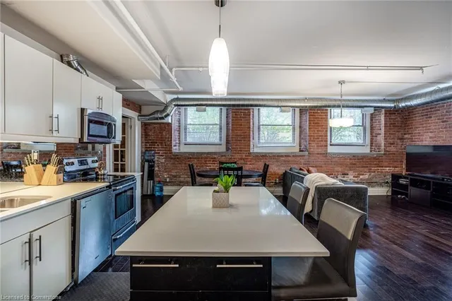 Additional image 8 of 200 Stinson St Unit 104