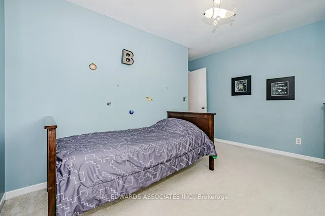 Additional image 24 of 329 Silvana Cres