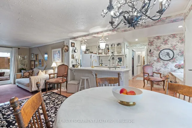 Additional image 28 of 53 Lovers Lane