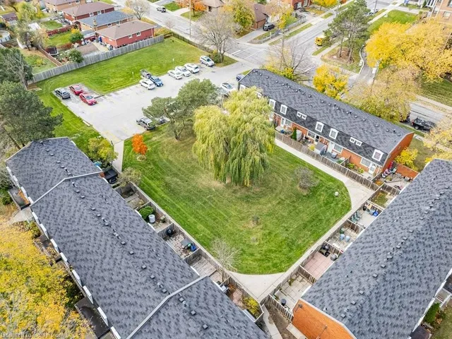 Additional image 41 of 211 Lake Ave