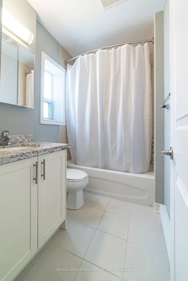 Additional image 8 of 350 CONCESSION St Unit 603