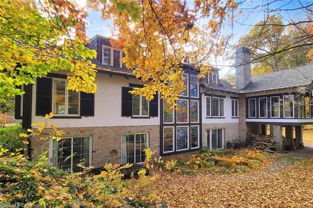 Additional image 31 of 1251 Britannia Rd