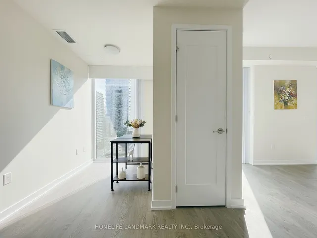 Additional image 7 of 99 John St Unit 1701