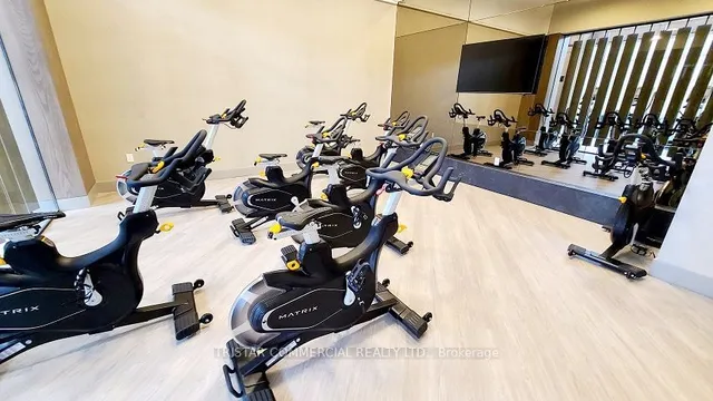 Additional image 17 of 30 Inn On The Park Dr Unit 3910