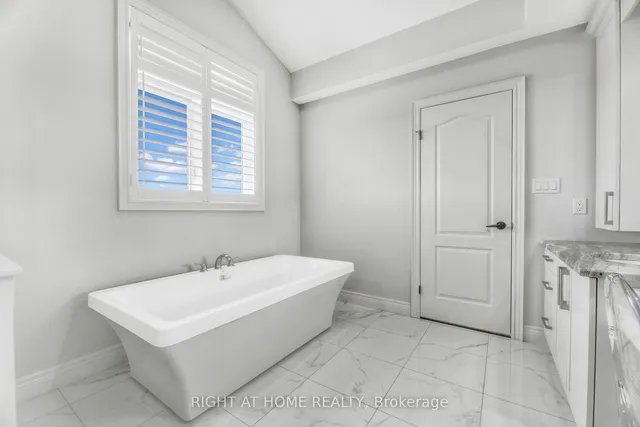 Additional image 16 of 27 Deerfield Lane