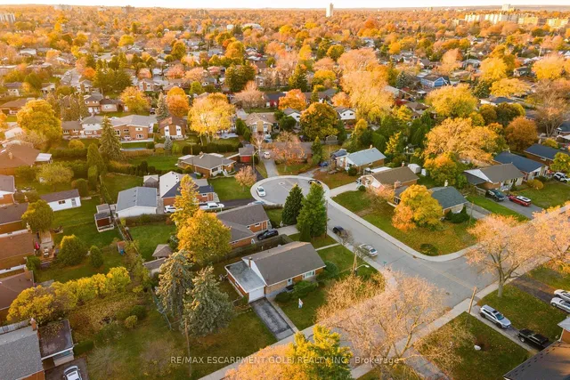 Additional image 32 of 130 KINGS FOREST Dr