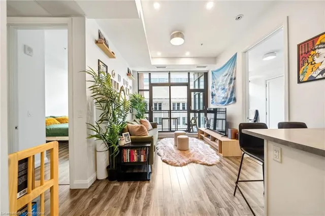 Additional image 11 of 112 King St Unit 807