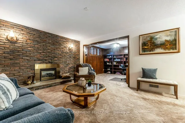 Additional image 24 of 39 San Francisco Ave