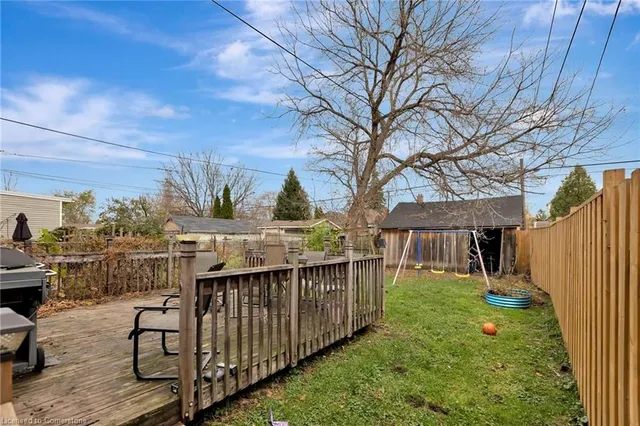 Additional image 31 of 110 Paling Ave