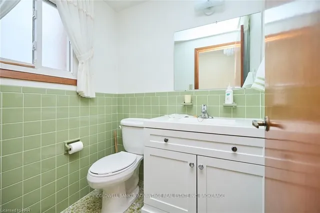 Additional image 33 of 27 QUINN Ave