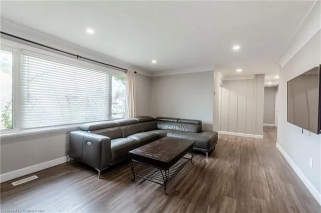 Additional image 14 of 8523 Dickenson Rd