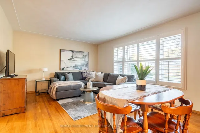 Additional image 5 of 130 KINGS FOREST Dr