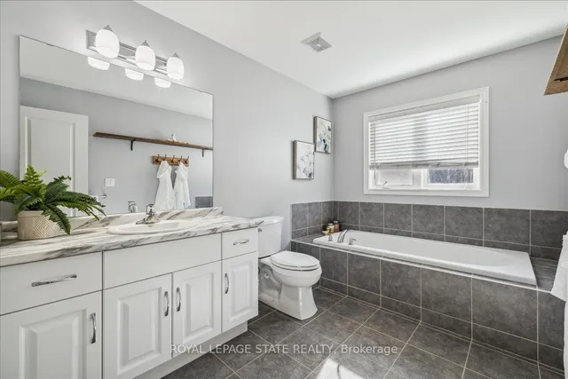 Additional image 27 of 127 Kinsman Dr