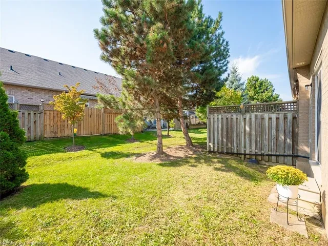 Additional image 35 of 32 Abbotsford Trail