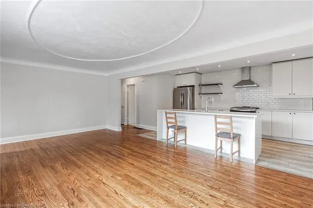 Additional image 8 of 136 Brantdale Ave