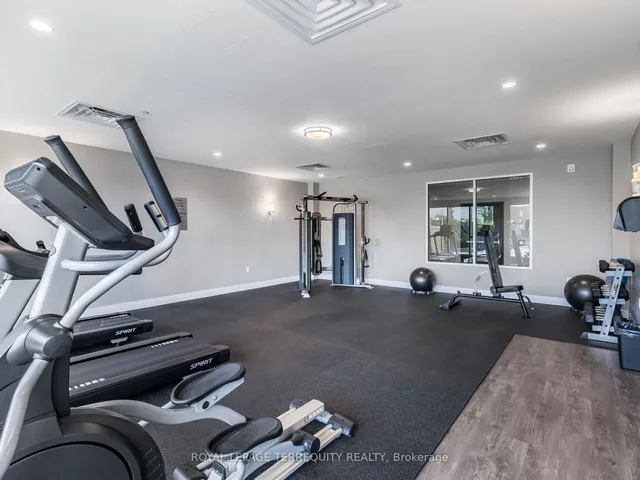 Additional image 35 of 716 Main St Unit 801