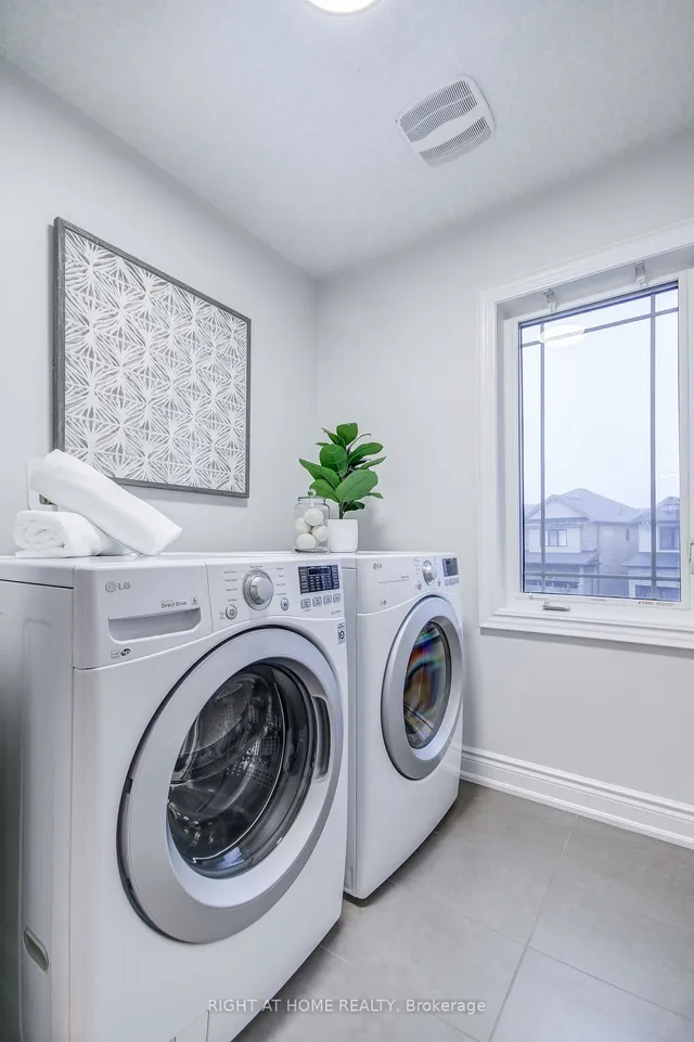 Additional image 29 of 90 Pagebrook Cres