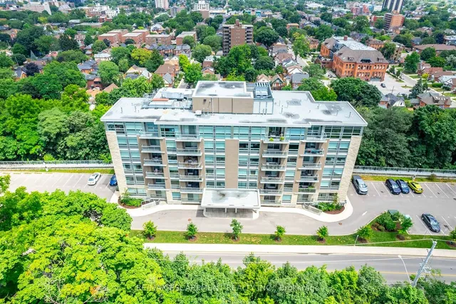 Primary image of 467 Charlton Ave Unit 101