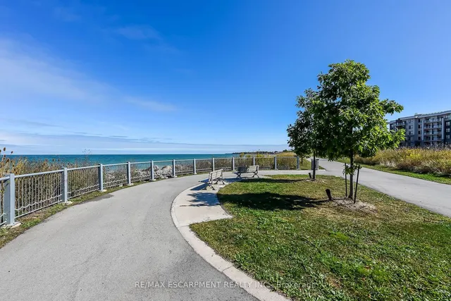 Additional image 34 of 125 Shoreview Pl Unit 114