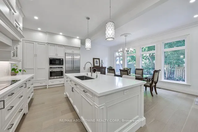 Additional image 9 of 2409 Lakeshore Rd