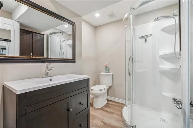 Additional image 27 of 971 BOOTHMAN Ave