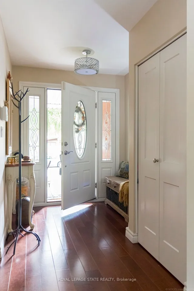 Additional image 3 of 90 Robinhood Dr