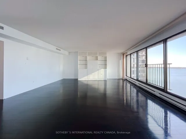 Additional image 3 of 65 Harbour Sq Unit 1110