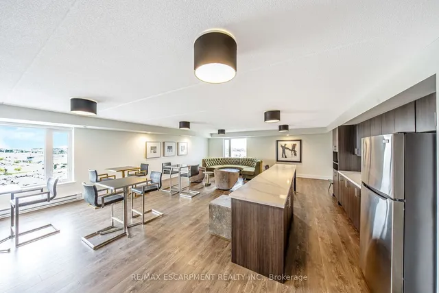 Additional image 25 of 716 Main St Unit 1109