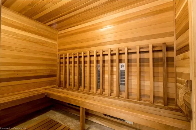 Additional image 4 of 54 Szollosy Cir