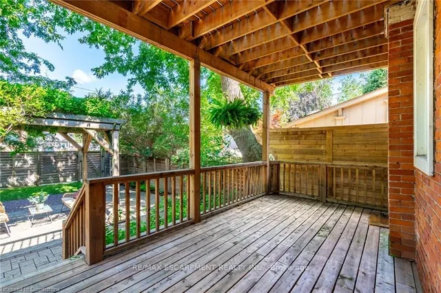 Additional image 31 of 24 Bruce St