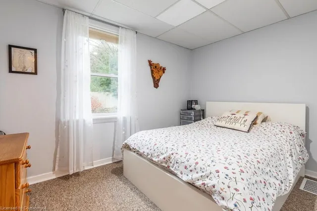 Additional image 18 of 41 Concord Ave