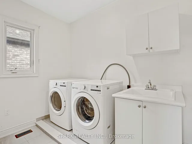 Additional image 18 of 76 Elstone Pl