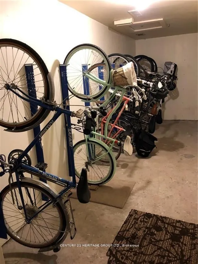 Additional image 19 of 1415 Ghent Ave Unit 402