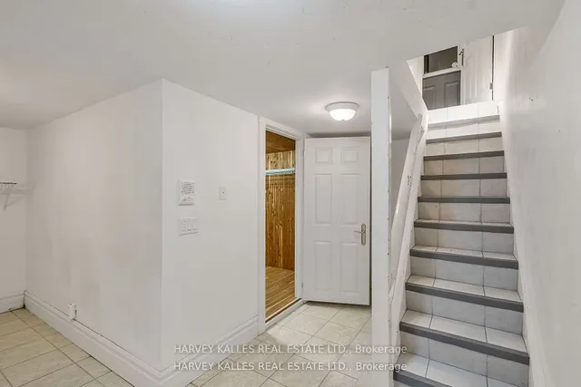 Additional image 34 of 125 Hazelton Ave