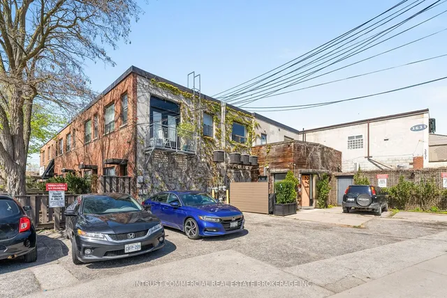 Additional image 37 of 3635 Dundas St