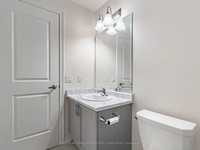 Additional image 34 of 18 Heming Tr