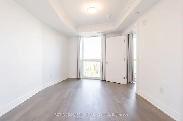 Additional image 25 of 2060 Lakeshore Rd Unit 406