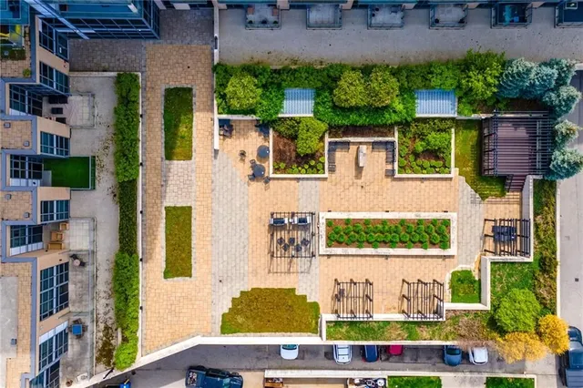 Additional image 37 of 1940 IRONSTONE Dr Unit 404