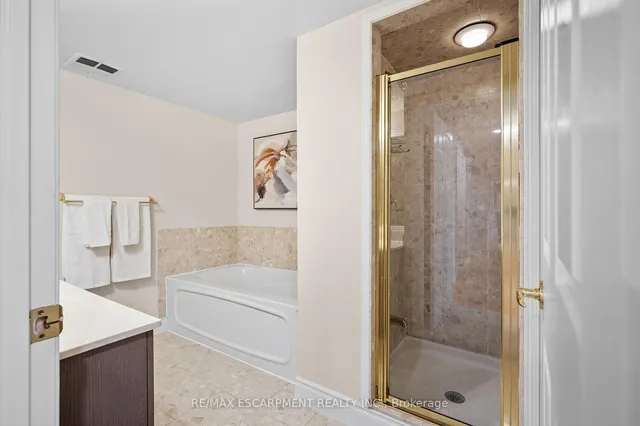 Additional image 17 of 442 Maple Ave Unit 1103