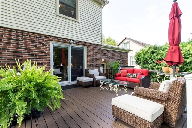 Additional image 37 of 1043 JOAN Dr