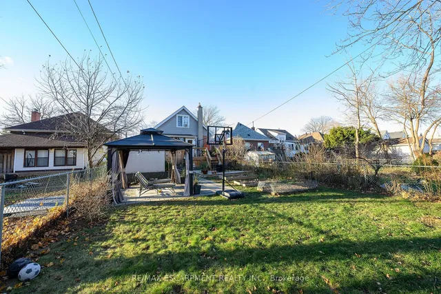 Additional image 37 of 85 Barons Ave