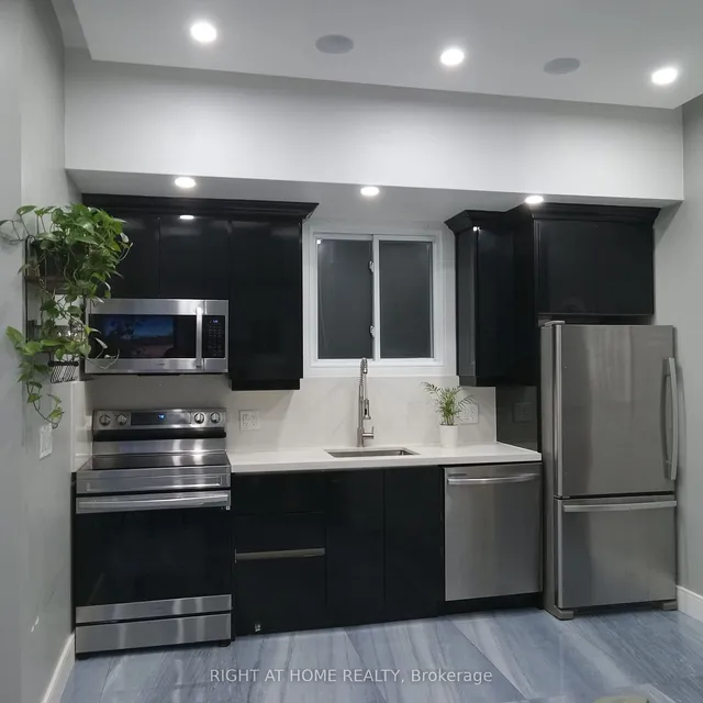 Additional image 40 of 53 Regent Rd