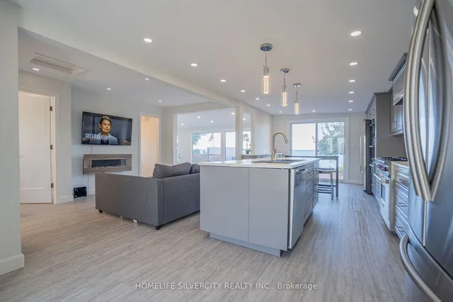 Additional image 32 of 24 Trillium Ave