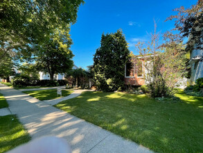 Additional image 3 of 9737 96 St NW