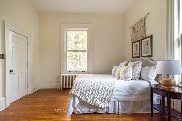 Additional image 32 of 30 South St